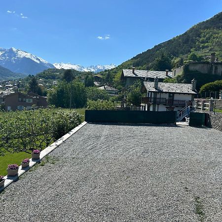 Casa Sabrina - Appartamento Blu Aosta Exteriör bild
