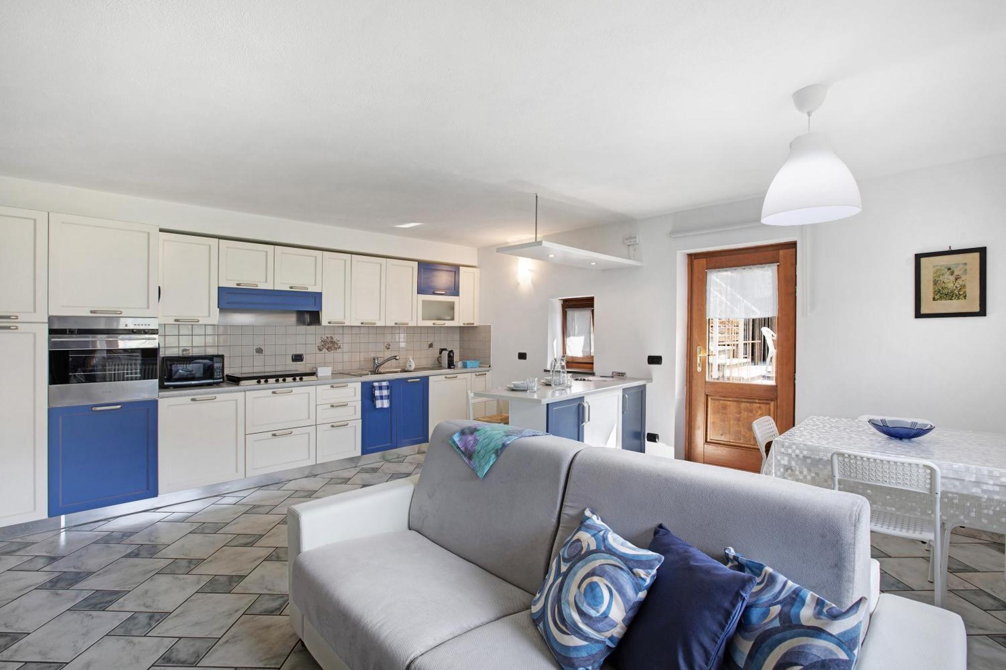 Casa Sabrina - Appartamento Blu Aosta Exteriör bild