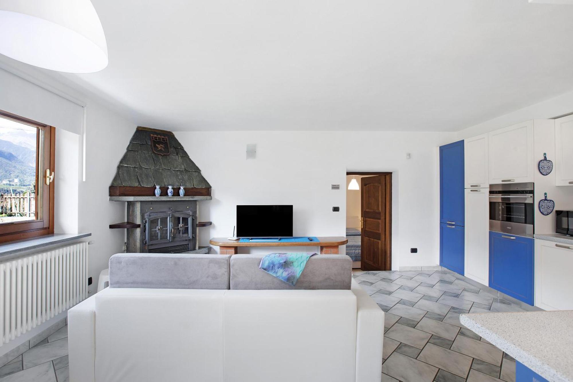 Casa Sabrina - Appartamento Blu Aosta Exteriör bild